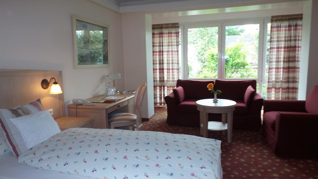 Hotel Historischer Krug Oeversee 外观 照片