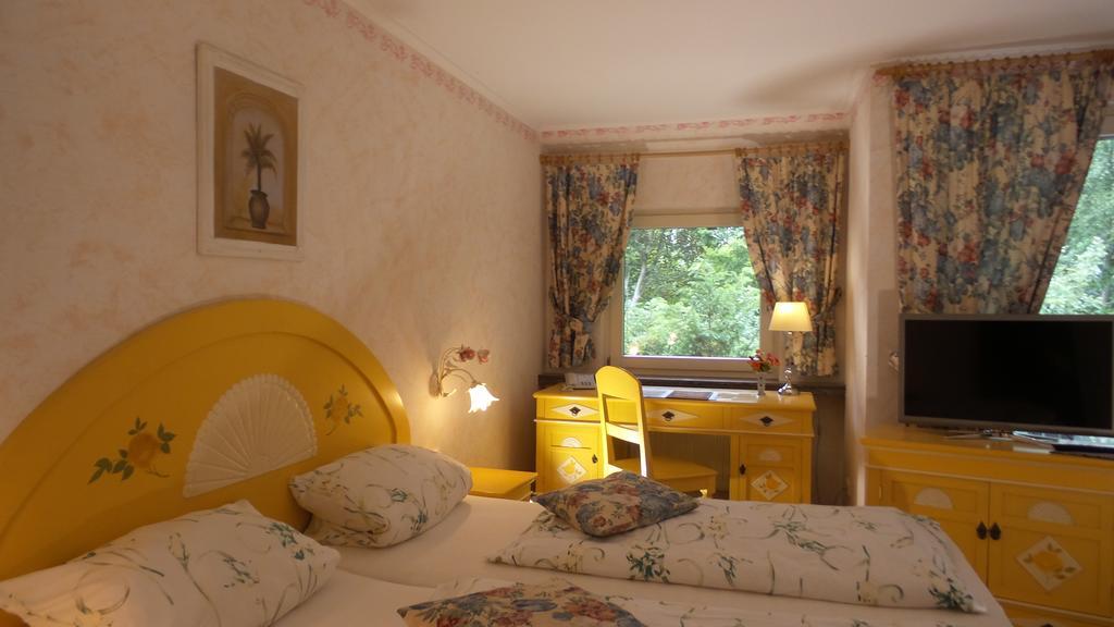 Hotel Historischer Krug Oeversee 外观 照片