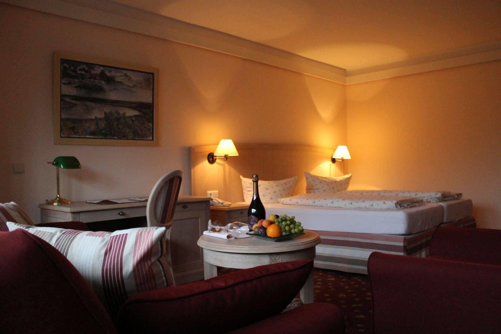 Hotel Historischer Krug Oeversee 外观 照片