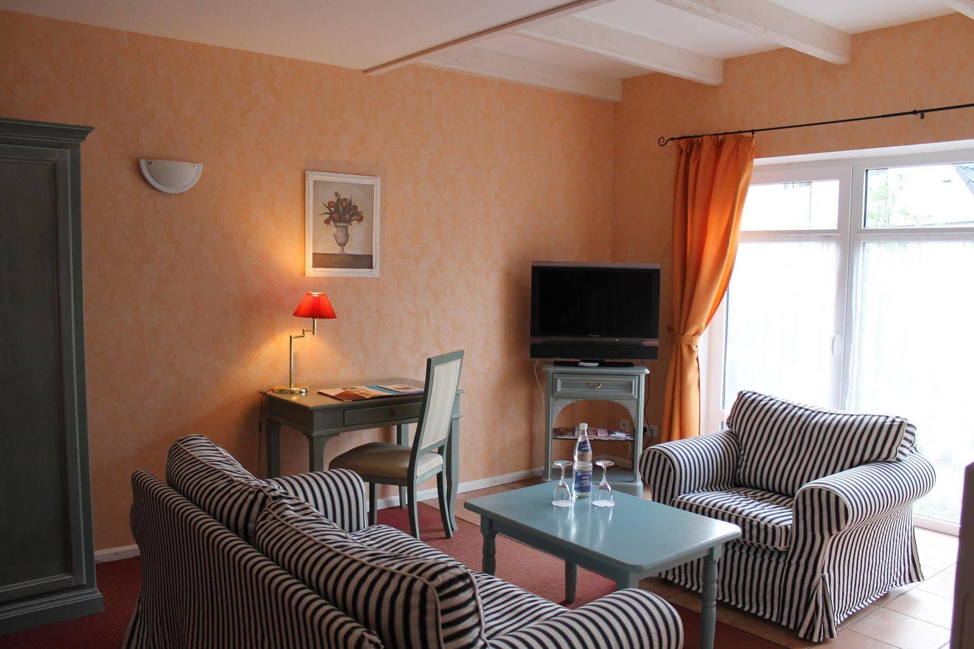 Hotel Historischer Krug Oeversee 外观 照片